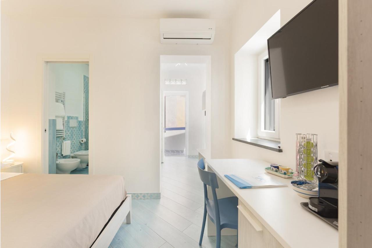Poseidonia Rooms Procida Exterior foto